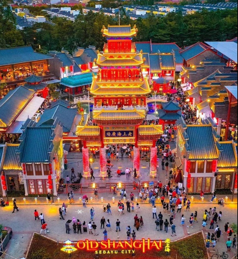 Foto Old Shanghai Sedayu City