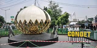 Foto Tugu Salak
