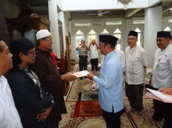 Walikota Jaktim Hadiri Safari Jumat Di Kelurahan Kalisari