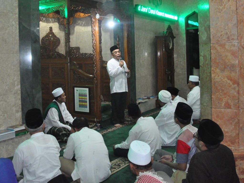 Safari Ramadhan, Wakil Walikota Sholat Tarawih Di Kelurahan Kebon Pala