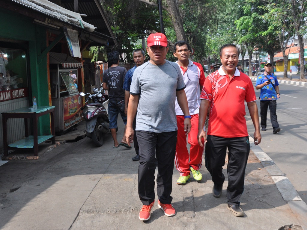 Walikota Monitoring PSN Di RW 06 Kelurahan Rawa Terate