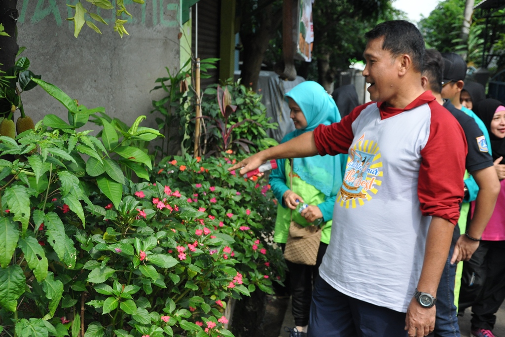 Sekko Pimpin PSN Di RW 05 Kelurahan Cilangkap