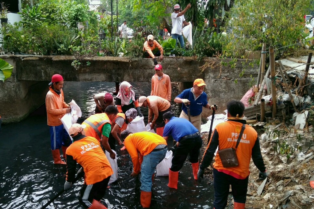 Walikota Pimpin AKMP Di RW.02 Kelurahan Rawamangun