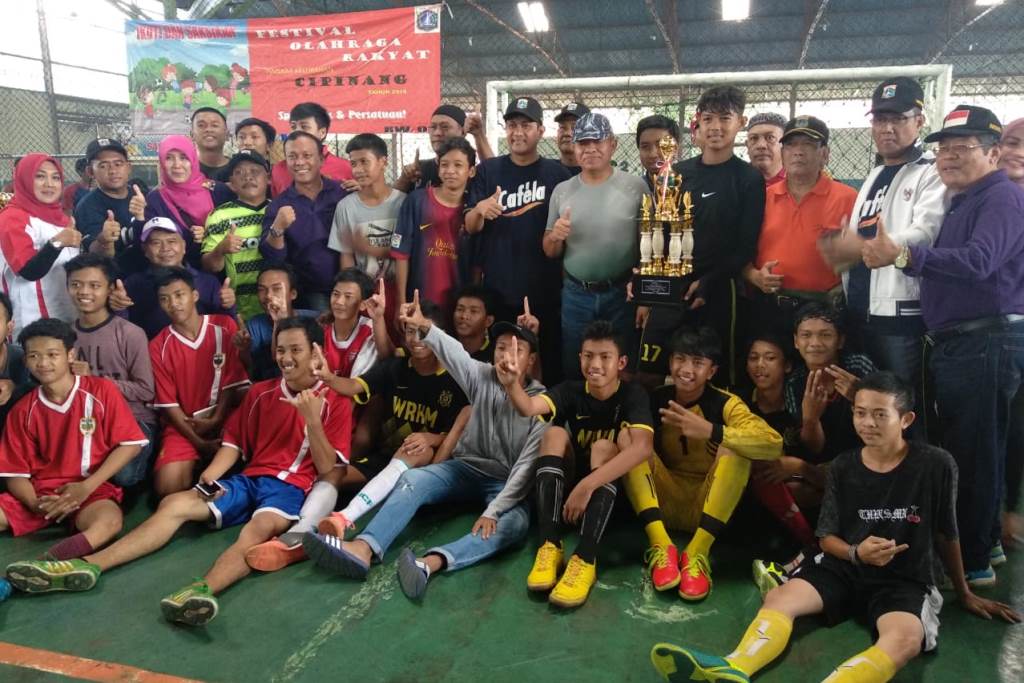 Wali Kota Tutup Festival Olahraga Rakyat Tingkat Kelurahan Cipinang
