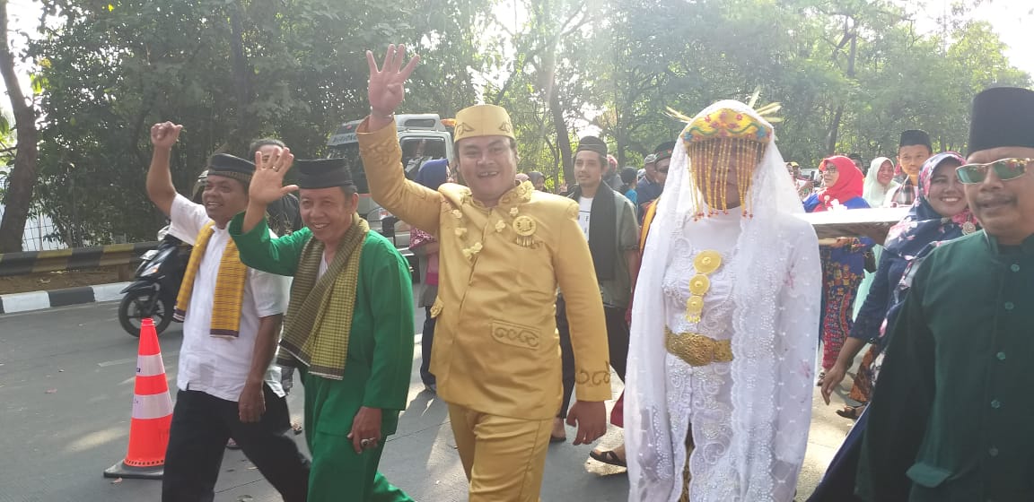 700 Peserta Ikuti Karnaval Gebyar Merah Putih Kelurahan Bambu Apus