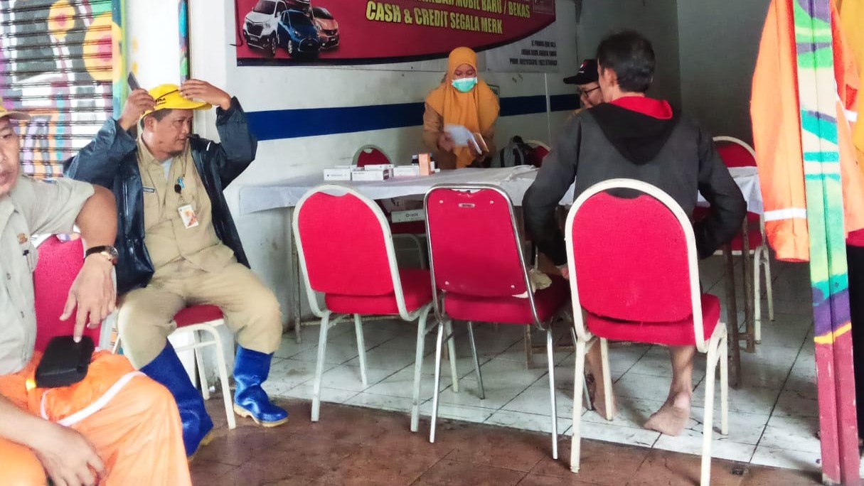 Puskesmas Kelurahan Lubang Buaya Buka Layanan Gratis di Posko Banjir