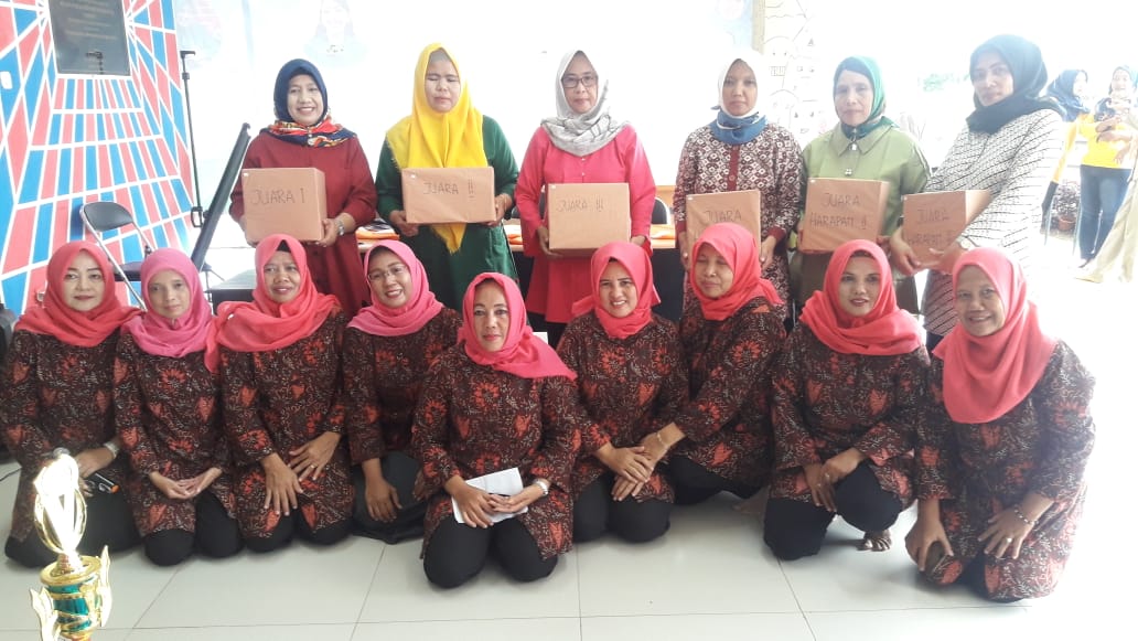 RW 06 Kelurahan Cilangkap Raih Juara Umum Lomba 10 Program PKK
