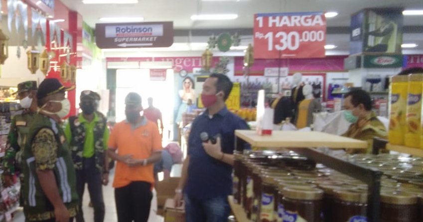Kelurahan Cibubur Minta Pemilik Usaha Ikuti Aturan PSBB