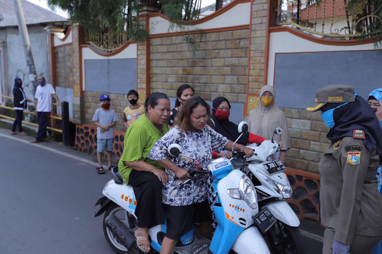 Kelurahan Tengah Terapkan Razia Masker