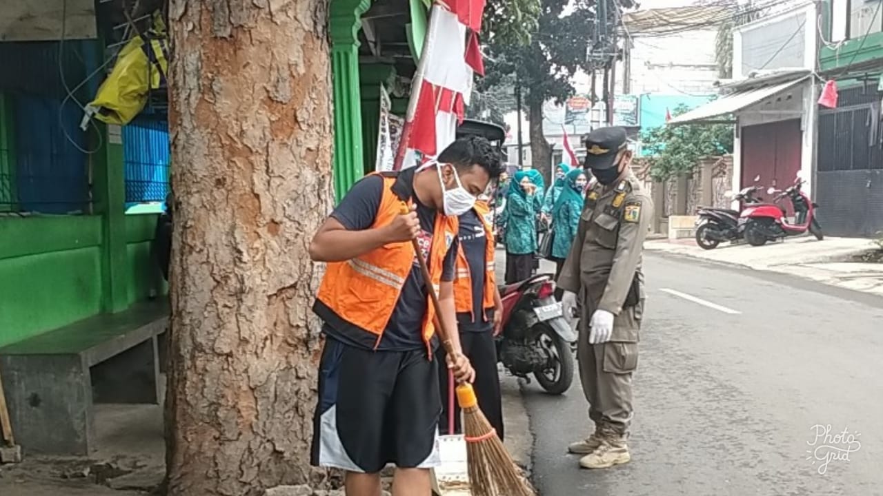 Satpol PP Kelurahan Kalisari Gelar Operasi TIBMASK