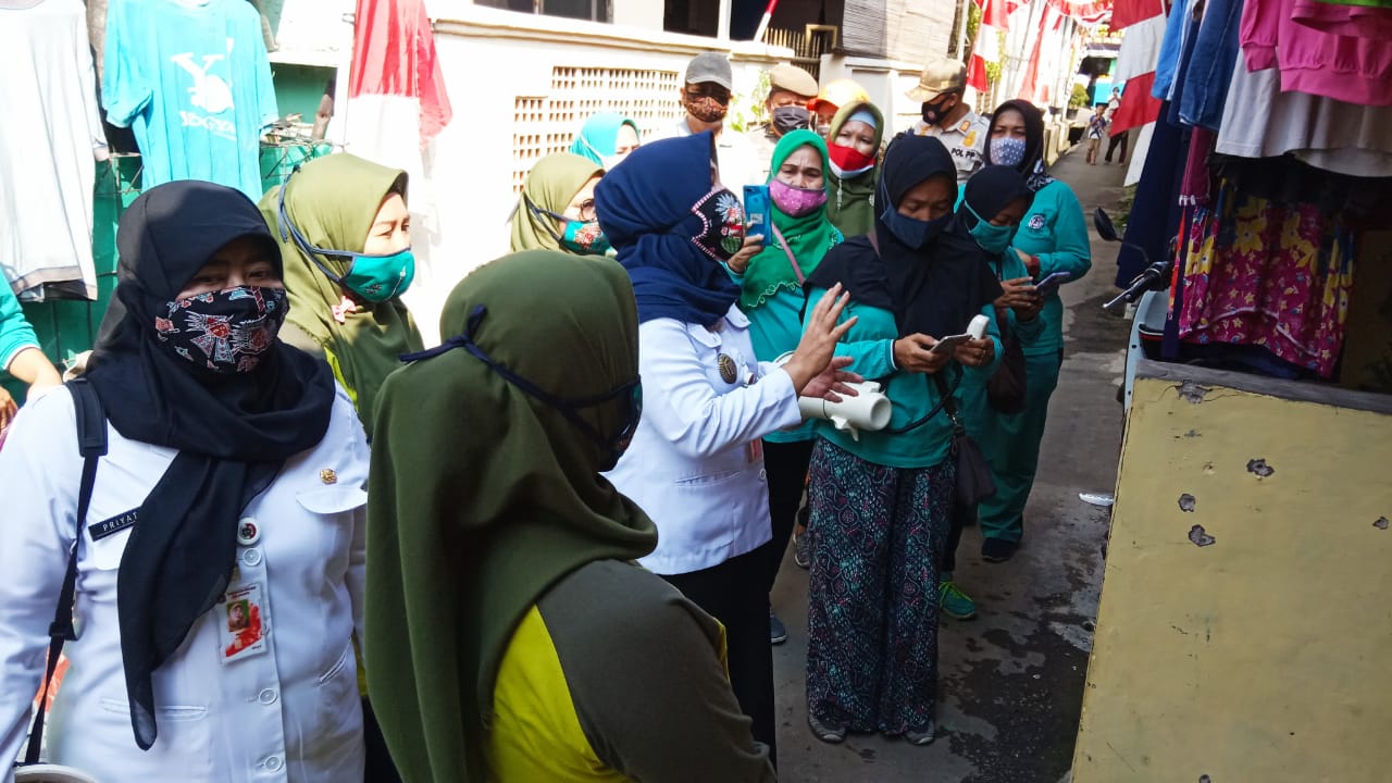 Kelurahan Penggilingan Gencarkan Sosialisasi 3M di Lingkungan Warga