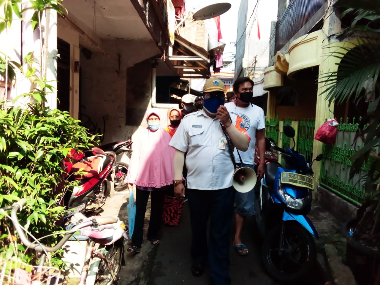 Kelurahan Rawamangun Sosialisasikan 3M di 3 RW dan Pasar