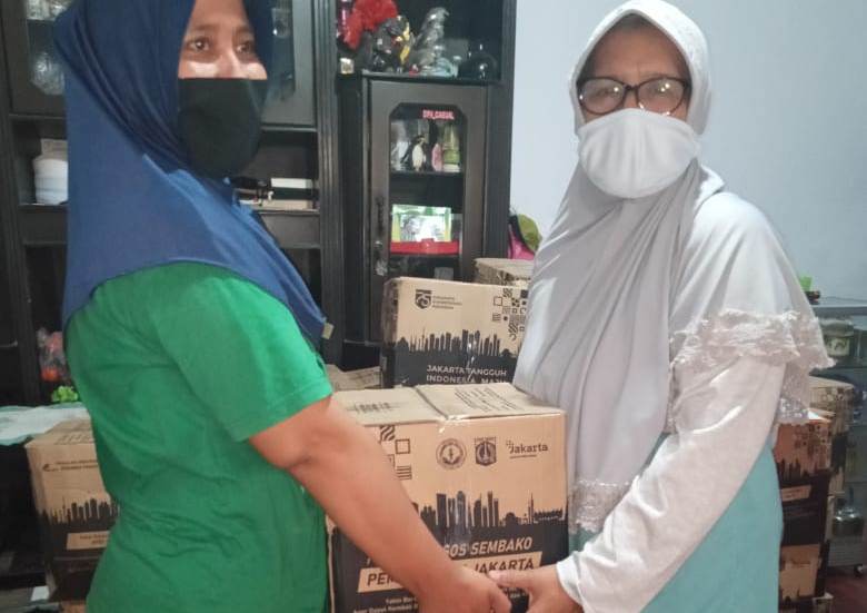7.557 Paket Bansos DKI Tahap VI di Kelurahan Kalisari Selesai Didistribusi