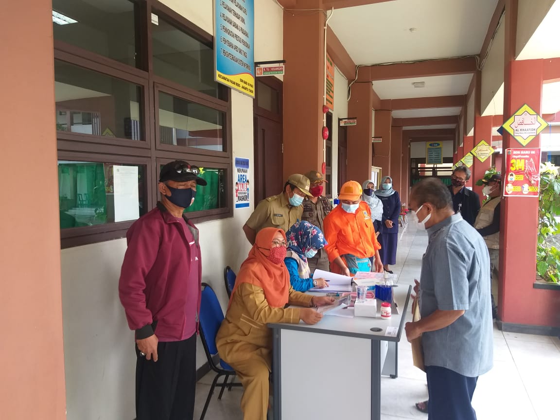 2.636 Warga Kelurahan Baru Terima Dana BST