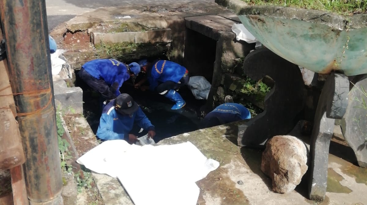 Kelurahan Duren Sawit Gelar AKMP di Lingkungan Warga RW 06 Komplek Abadi