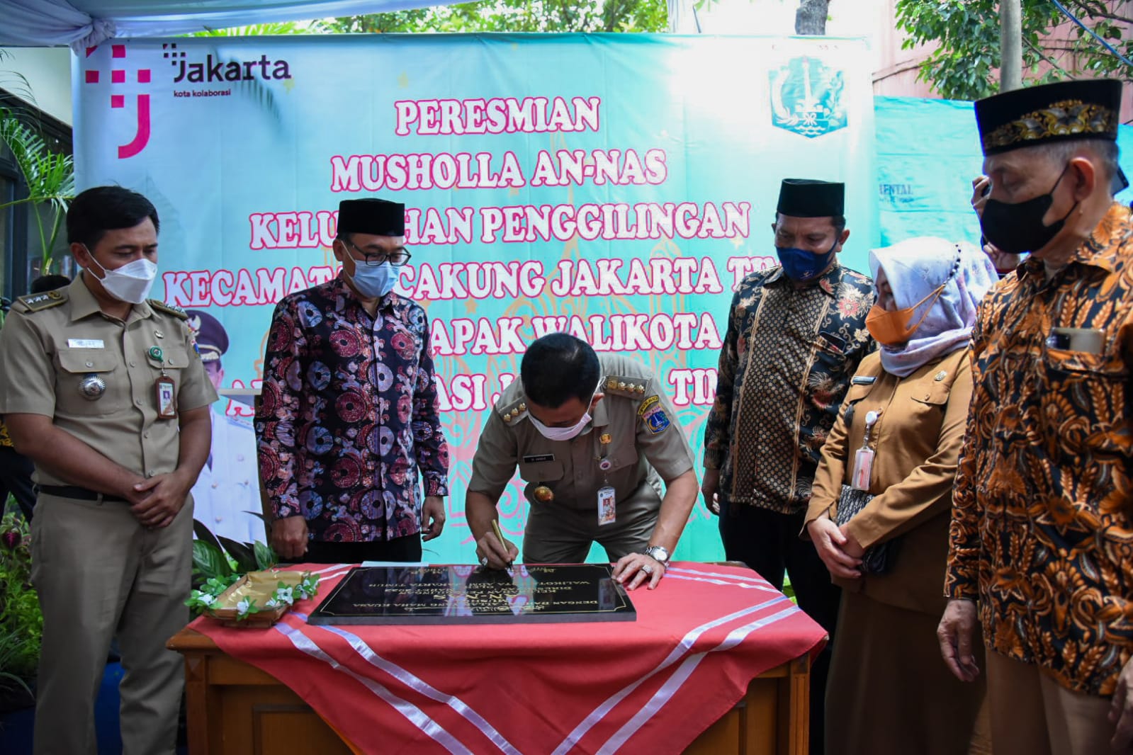 Wali Kota Jaktim Resmikan Mushola An-Nas di Kelurahan Penggilingan