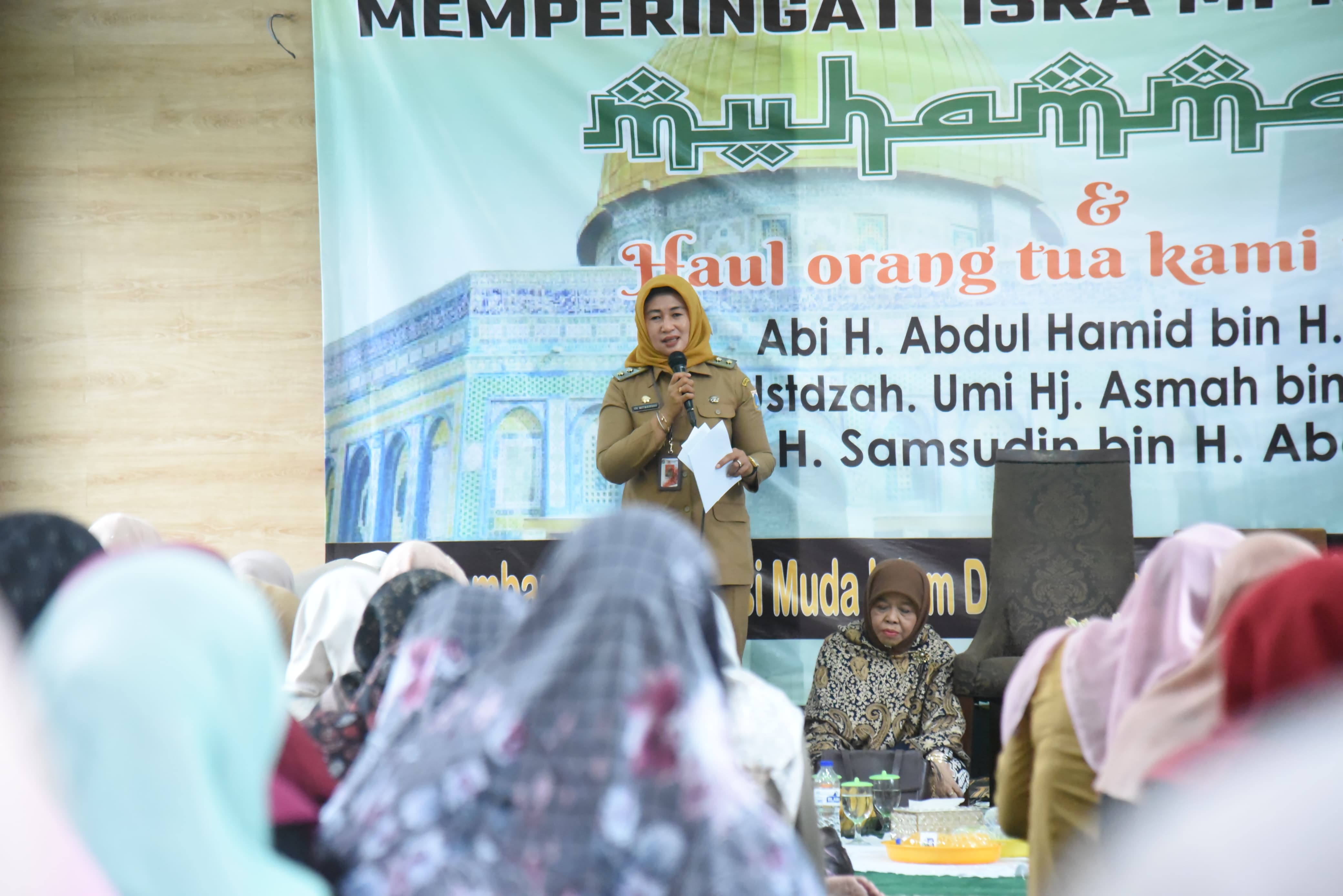 Plt Walikota Jakarta Timur Hadiri Isra Miraj di Kelurahan Klender