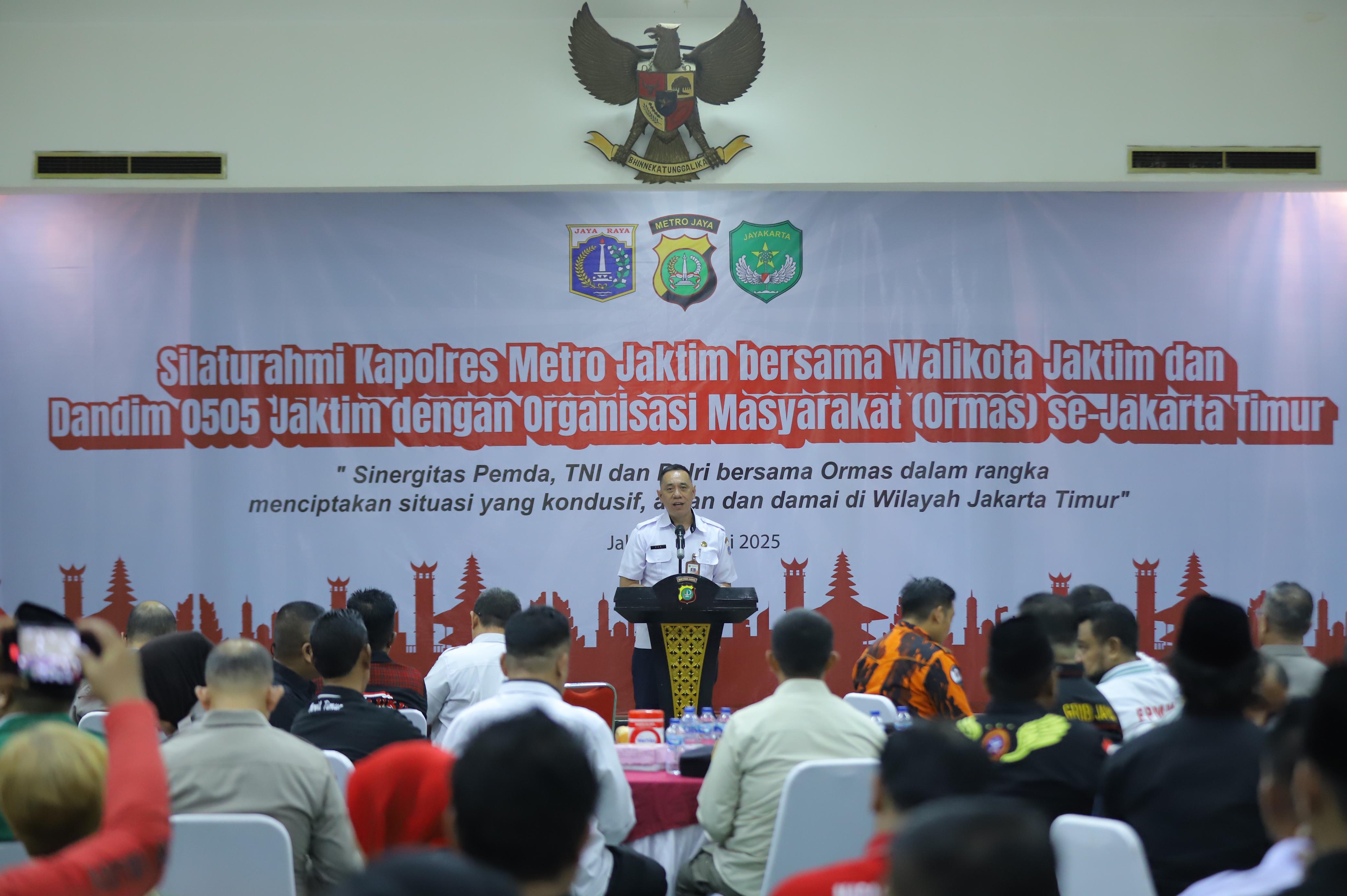 Pemkot Bersama TNI/Polri Ajak Ormas Jakarta Timur Bersatu Berantas Premanisme dan Tawuran