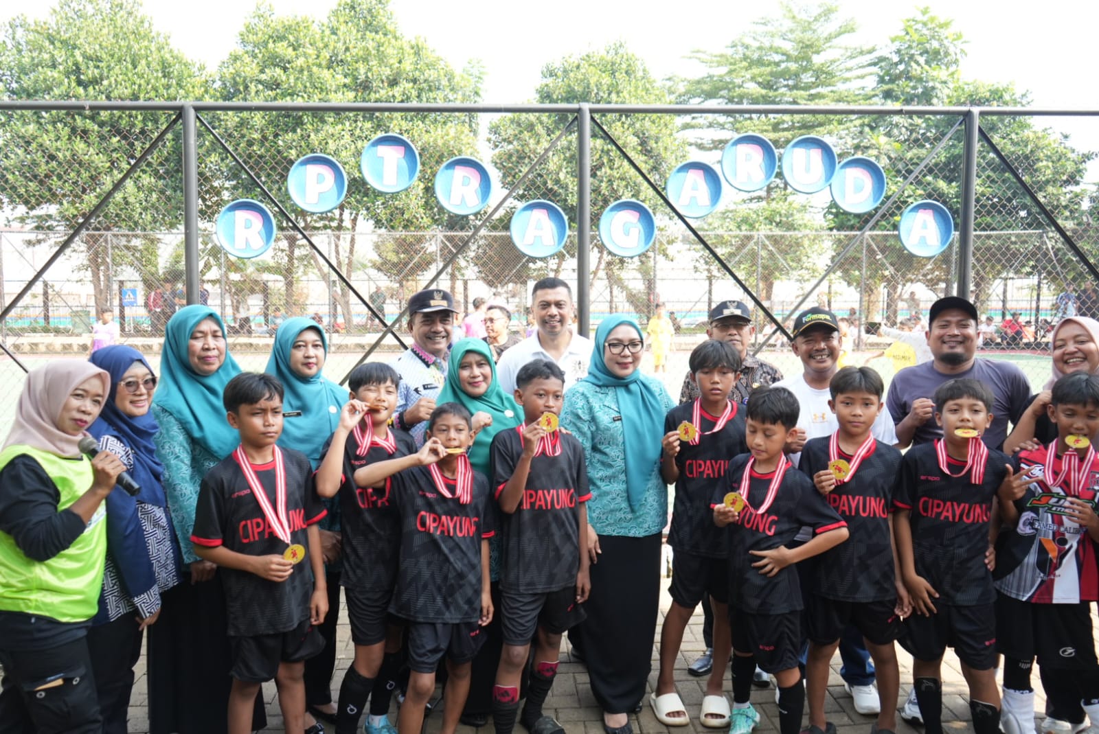 Tim Futsal 10 Kecamatan Ikuti Lomba Gebyar RPTRA 2025