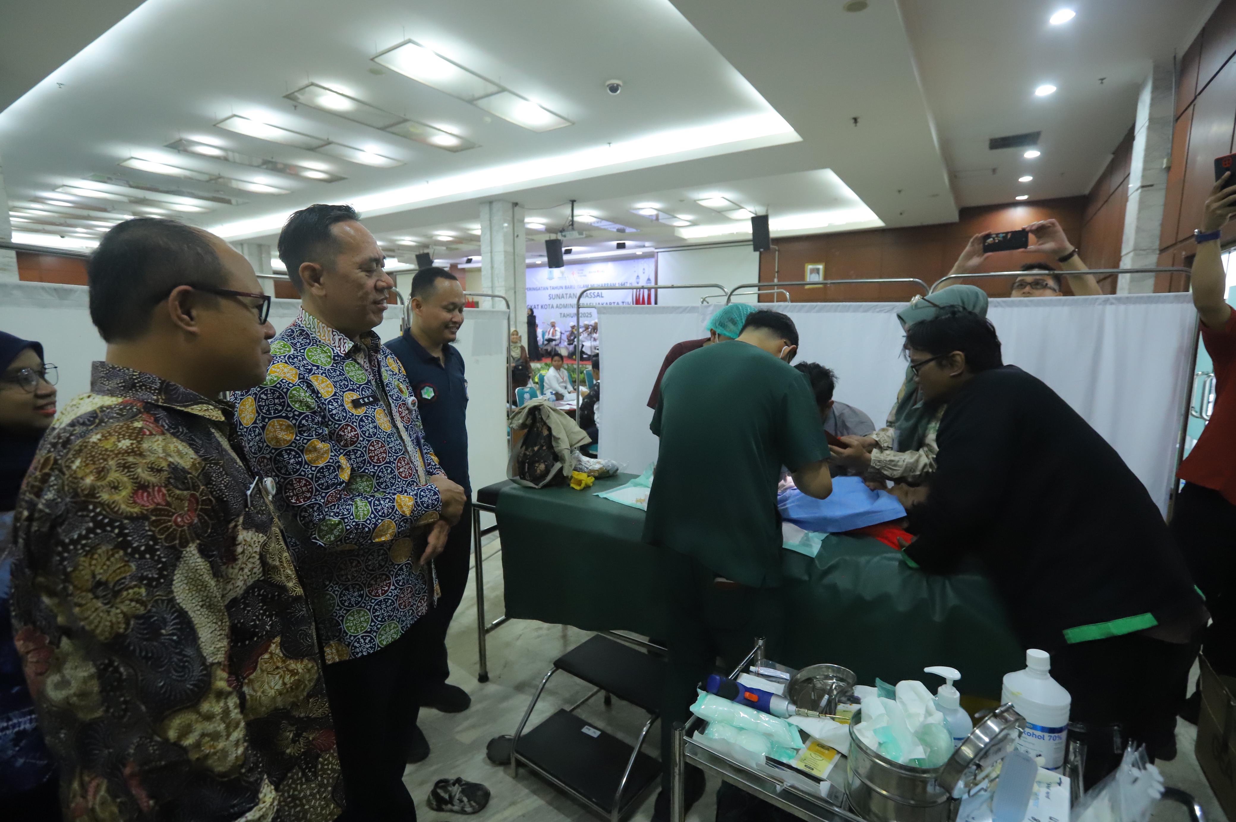 Jakarta Timur Gelar Sunatan Massal, Target 100 Peserta
