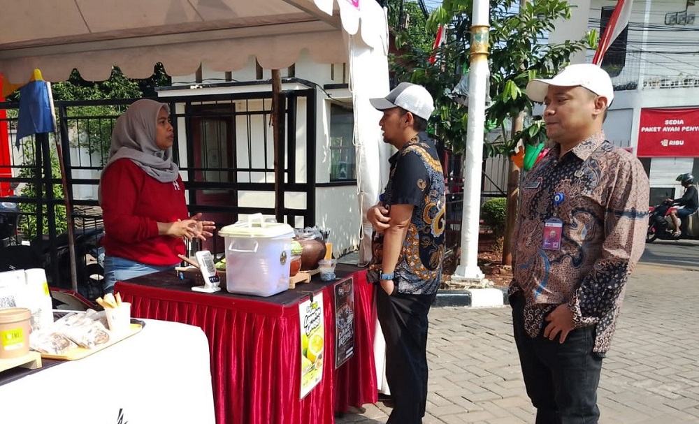 Tingkatkan Perekonomian Warga, Kelurahan Cawang Gelar Bazar UMKM