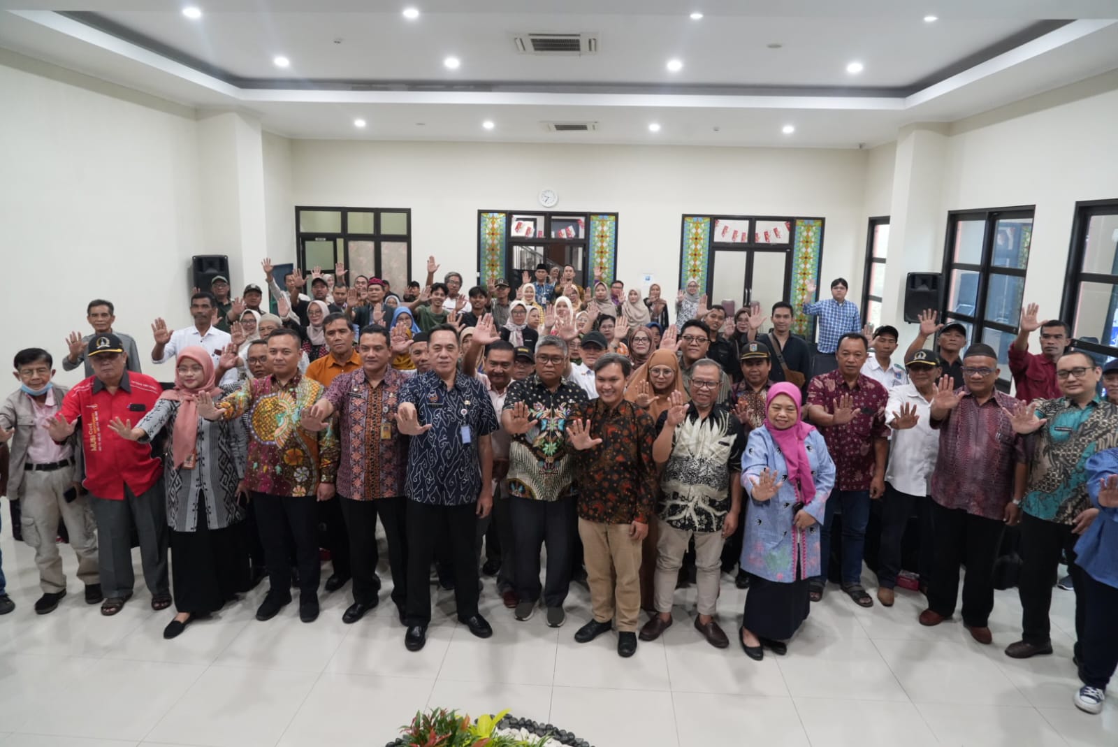 75 Warga Kelurahan Pulogebang Ikuti Sosialisasi Keterbukaan Informasi Publik