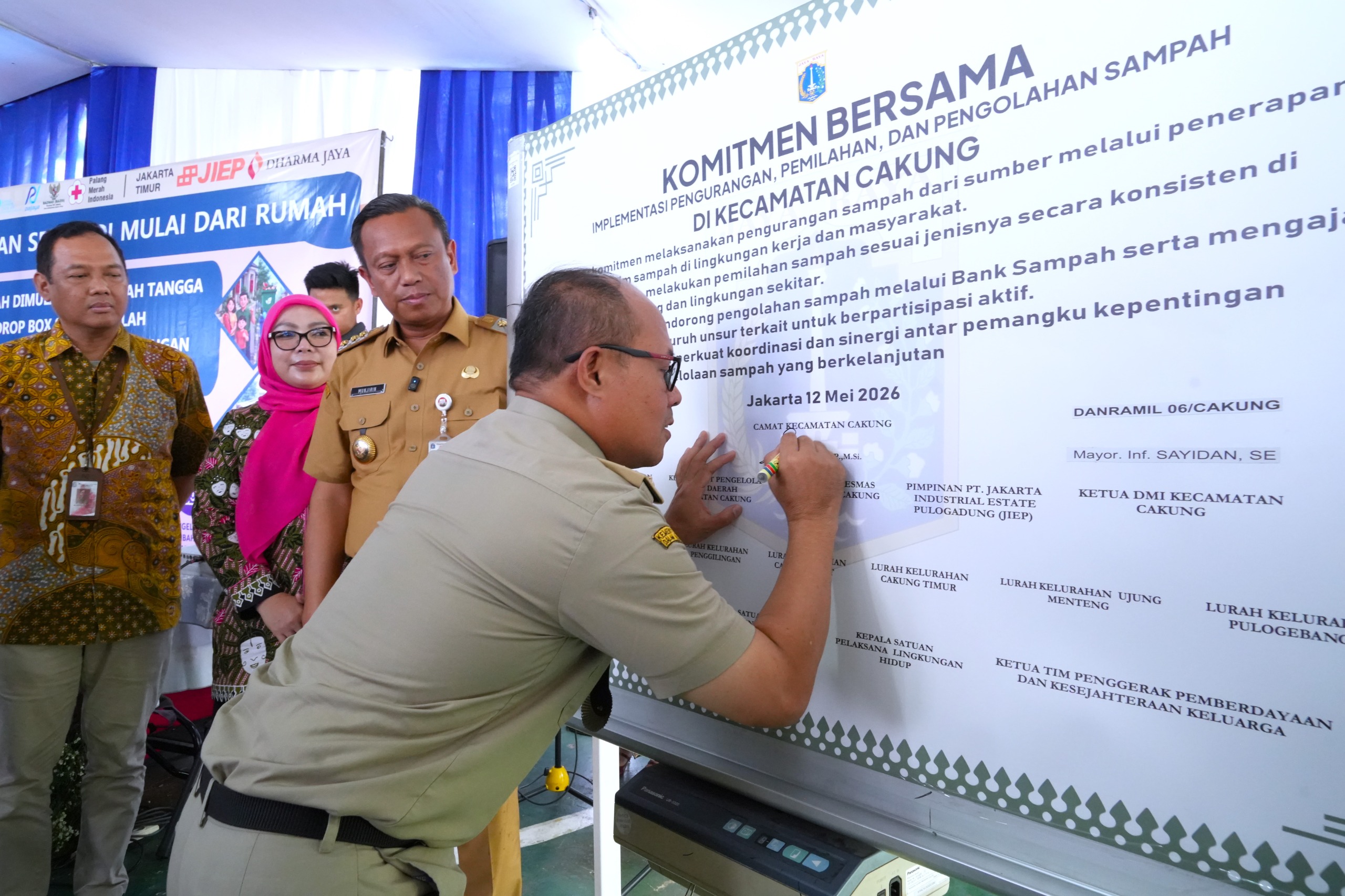 Launching Gerakan Pilah Sampah di Kecamatan Cakung, Walikota: Kunci Keberhasilan Pengelolaan Lingkungan