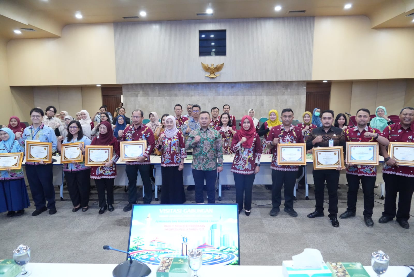 11 Badan Publik di Jakarta Timur Raih Penghargaan Keterbukaan Informasi Publik
