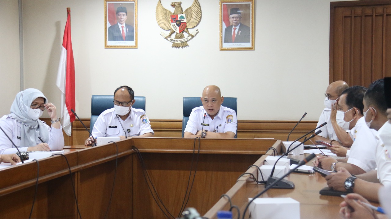 Sekko Jakarta Timur Pimpin Rapat Evaluasi II Pelaksanaan Bulan Dana PMI